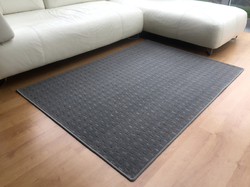 Kusový koberec Valencia šedý